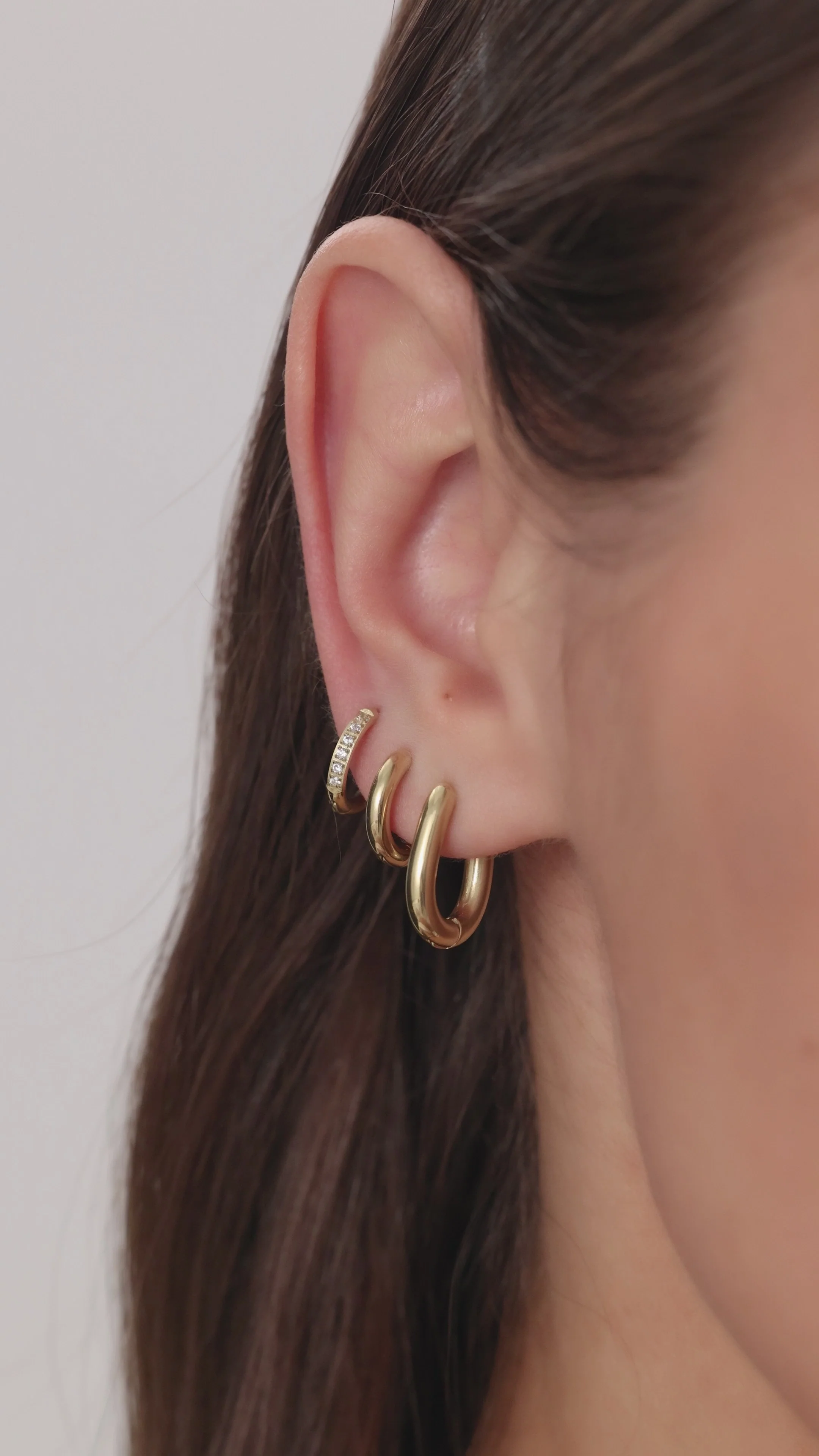 Huggie Hoop Earrings Set